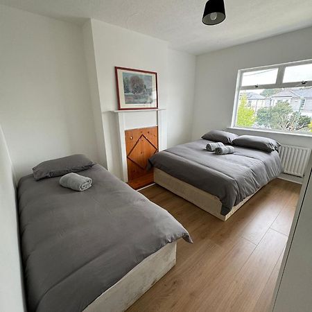 Nice Triple Room At 2 Iveragh Rd-7 Dublín Exterior foto