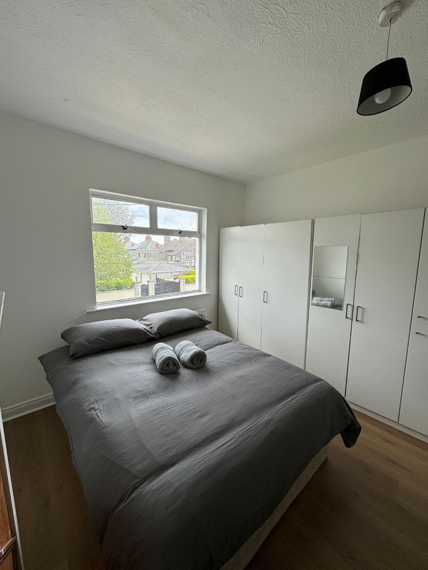 Nice Triple Room At 2 Iveragh Rd-7 Dublín Exterior foto