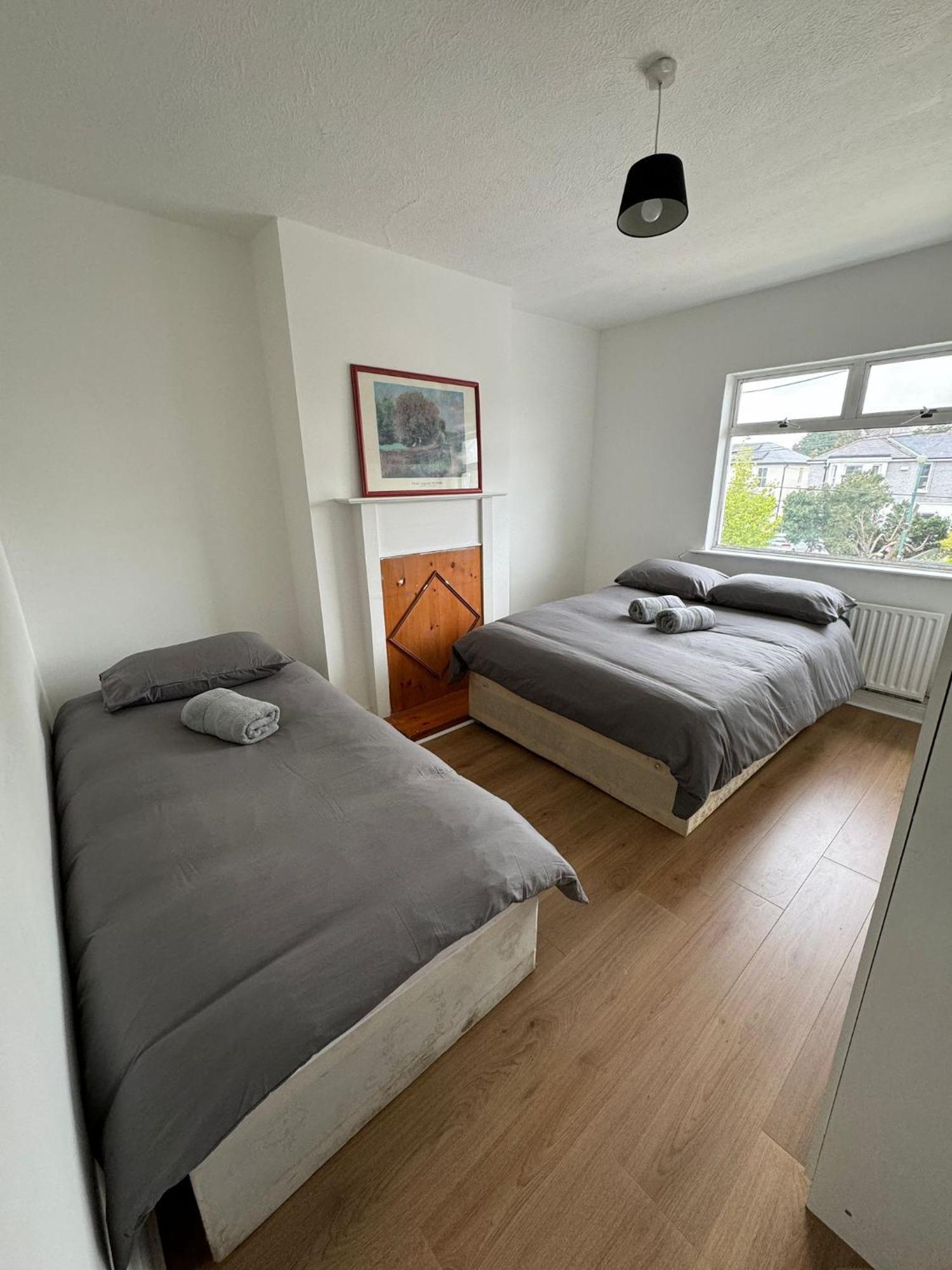 Nice Triple Room At 2 Iveragh Rd-7 Dublín Exterior foto